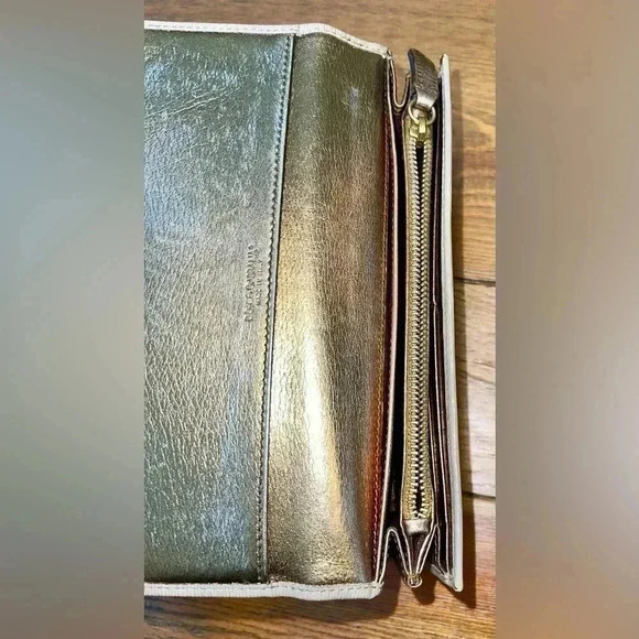 Dolce & Gabbana | Long Leather Wallet | Checkbook | Gold & Merlot Interior - Picture 6 of 10